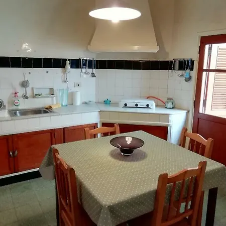 Casa El Rincon بيت للعطل غيمار